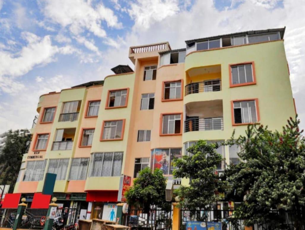 Отель H K Residency Near Kalakshetra Гувахати Экстерьер фото